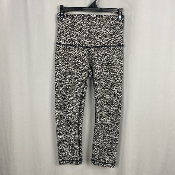 LULULEMON Wunder Under Crop (Hi-Rise) Miss Mosaic Black - Picture 6 of 13